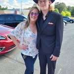 Dawn Graves - @dawng1220 - Instagram