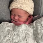Dawn Lesley - @dawndavie22 - Instagram