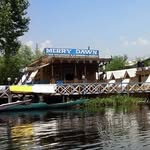 Houseboat merry dawn - @merrydawn2023 - Instagram