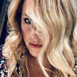 Dawn Nowak - @dawnnowak21 - Instagram