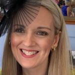 Dawn / Pro Stylist / Content Creator - @silverstylewithdawn - Instagram