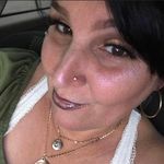 Dawn Sterling - @simply_country_charm - Instagram