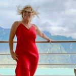 Dawn Wiggins - @bluespaceisthenewplace - Instagram