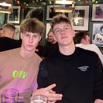 dean de boer - @deandb33 - Instagram