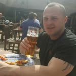 Dean Gee - @dean.gee.980 - Instagram