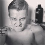Dean Howe - @deanhoweeeeee - Instagram