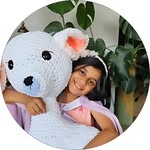 Sara Dean 👩Self Taught Crochet Artist - @crochetwithcarrots - Instagram