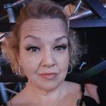 Deanna Bauer - @bilingualnurse - Instagram
