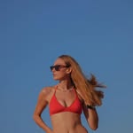 @deanafoxy - Instagram