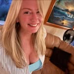 Deanna Wolfe - @deewolfee - Instagram