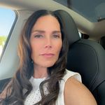 Deanna Gibson - @deanna.g23 - Instagram