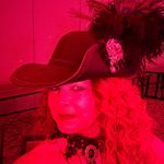 Deanna Allred Loveland - @curleydee_red - Instagram