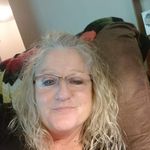 Deanna Becker (Hall) - @deanna.becker900 - Instagram