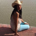 Deanna Chan - @deanna.chan.986 - Instagram