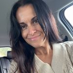 Deanna Henderson - @deanna76 - Instagram