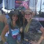 Deanna Holley - @holleymom - Instagram