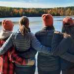 Deanna Hipschen Howe - @howemom3 - Instagram