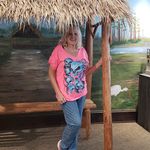 Deanna Hubbard - @deanna.hubbard.315 - Instagram