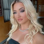 Deanna Leggett - @deannaleggett - Instagram