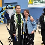 Deanna Olsen - @dee99576 - Instagram