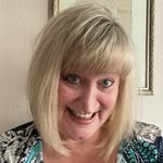 Deanna Richards - @footballmusiclover - Instagram