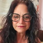 Deanna Roy - Facebook