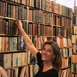 DeAnna Collins Stanley - @deannalovesbooks - Instagram