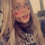 Deanna Wright - @everyones.favorite.blonde - Instagram