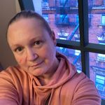 Deanne Jones - @deanne.jones.376043 - Instagram