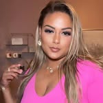 Deborah Borges Cruz - @deb.cruz88 - Instagram