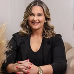Dra. Débora Gallo | Estética Avançada - @dradeboragallo - Instagram