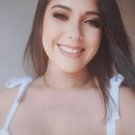 Déborah Amaral - @debhamaral - Instagram