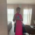 Deborah Hutton - @debhutton81 - Instagram