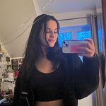 Julianne Deblois - @debjulianne11 - Instagram