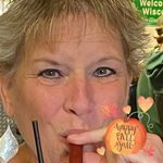 Deb Livingston - @dubaleee - Instagram