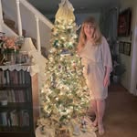 Deborah Silverman - @debsilverman12 - Instagram