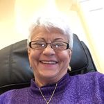 Debbie Barlow - @dlybarlow - Instagram