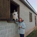 Debbie Barton - @debbie_bartoncb - Instagram