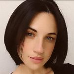 Débora Borges - @_debbieborges - Instagram