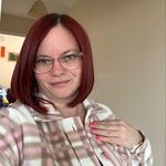 Debbie Bracey - @debz_29 - Instagram