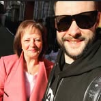 Debbie Burton Privatechat - Facebook