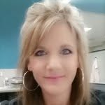 Debbie Dewey - @ddeweypink - Instagram