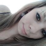 Debbie Dumont - @debbie_dmt - Instagram