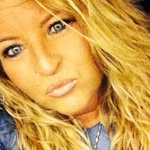 Debbie Goff - @debbiknight - Instagram