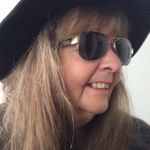 Debbie Grantham - @fiercefluffything - Instagram