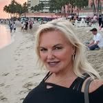 Debbie Hampton - @debbiehampton52 - Instagram