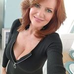 Debbie Hensley - @debbie.hensley88 - Instagram