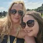 Debbie Wells - @hooksdebbie - Instagram
