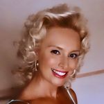 Debbie Kent - @debbiekent99 - Instagram
