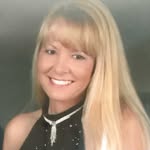 Debbie Lanzaratta - @debbielanzaratta - Instagram